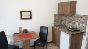 Отель Apartments Victoria 022  Врдник